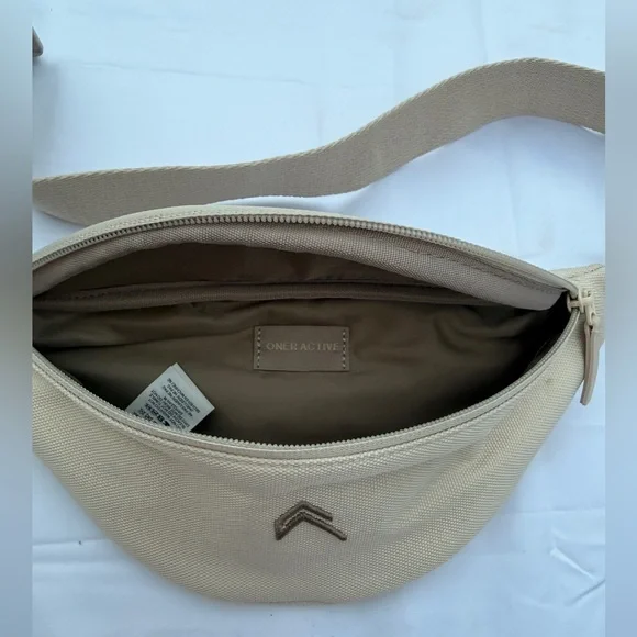 Oner Active Crossbody - Picture 3 of 3